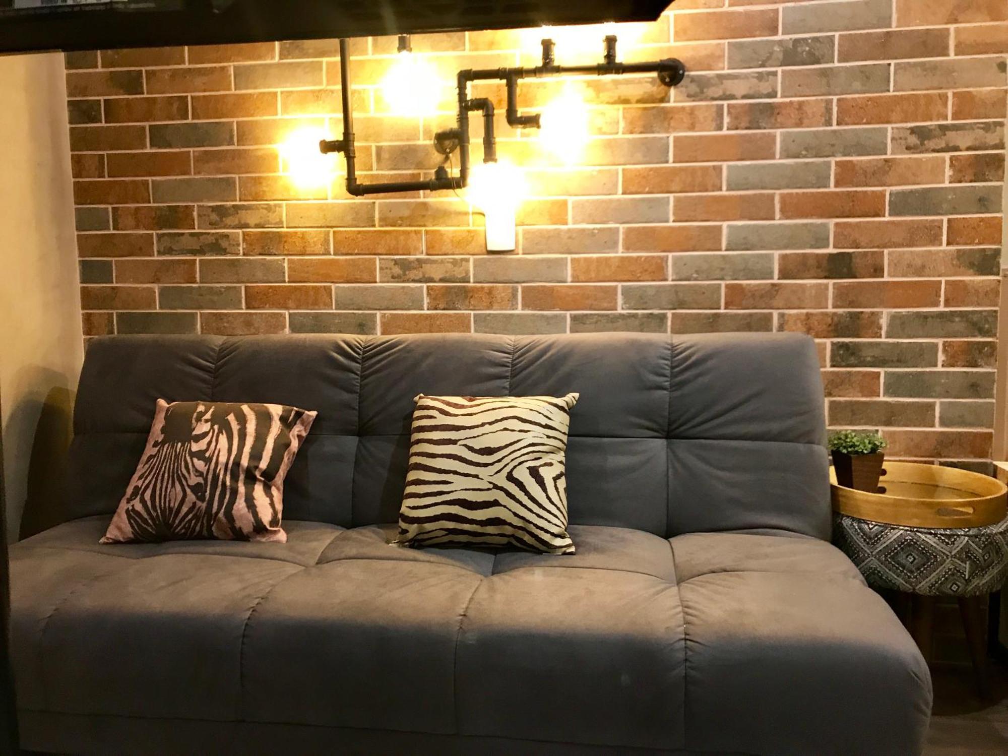 Studio Design Moderno. São Paulo Luaran gambar