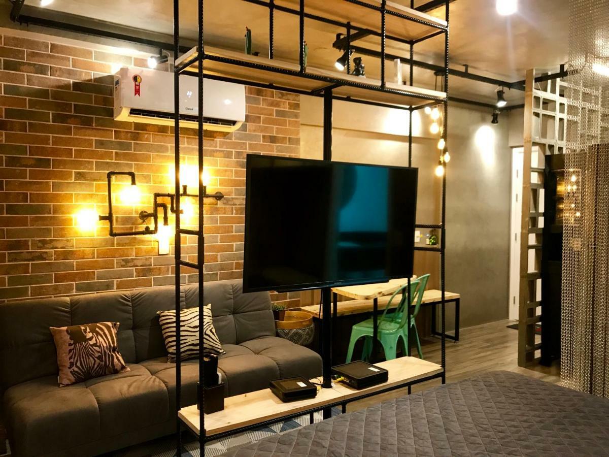 Studio Design Moderno. São Paulo Luaran gambar
